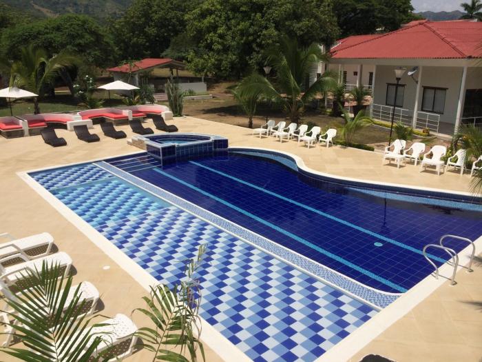 Arizona Ranch Hotel,Girardot>>Cundinamarca,3 star