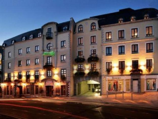 Bracken Court Hotel,Balbriggan>>Ashbourne,4 star