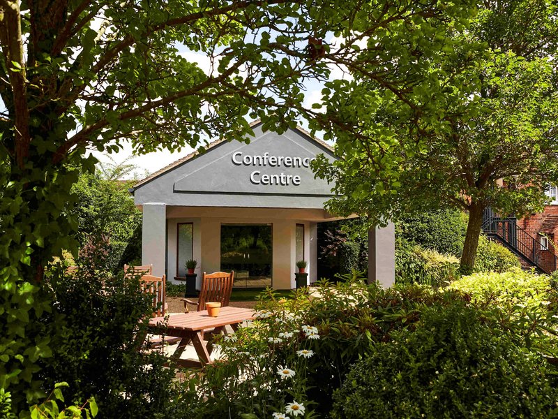 Mercure Warwick Honiley Court Hotel