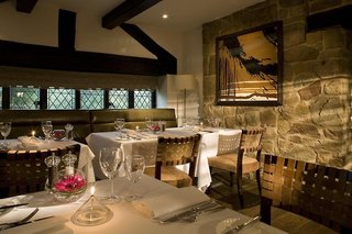 The Priest House By The River,Near Donington Park Racing Circuit,4 star