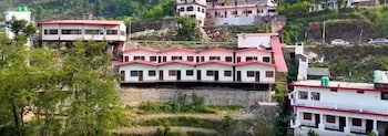 ayu hotels