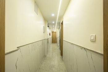 hotel luxe stay delhi airport