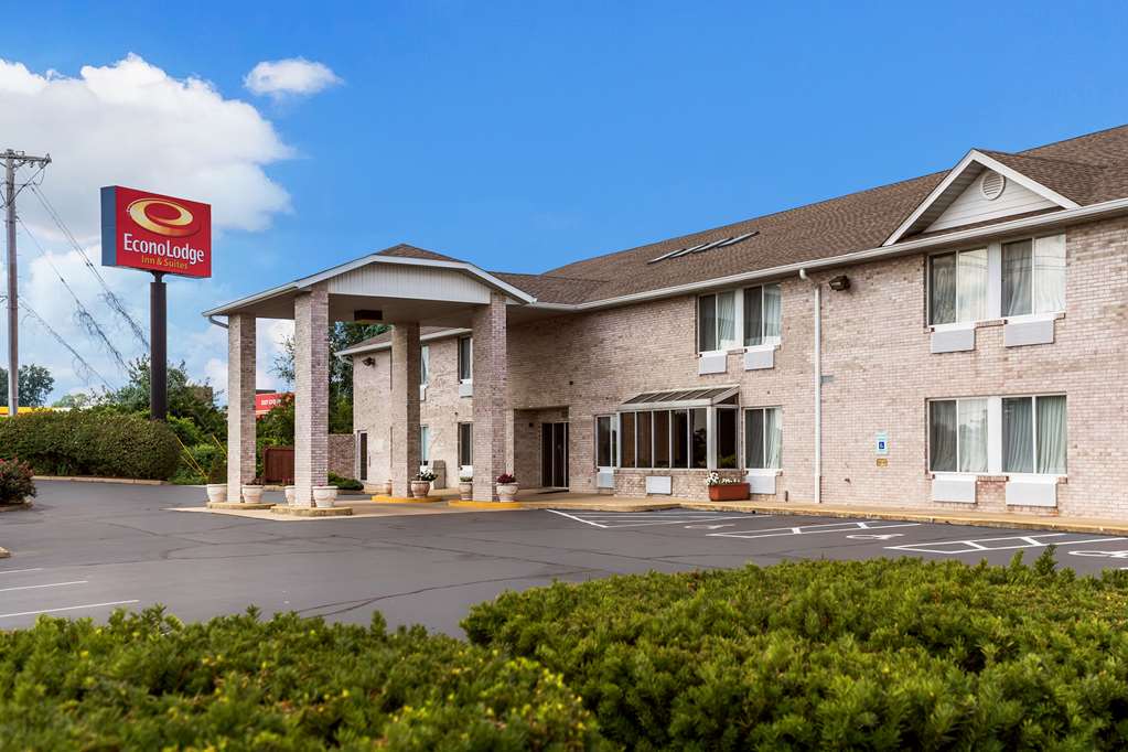 Econo Lodge Inn & Suites,Fairview Heights>>Collinsville,2 star