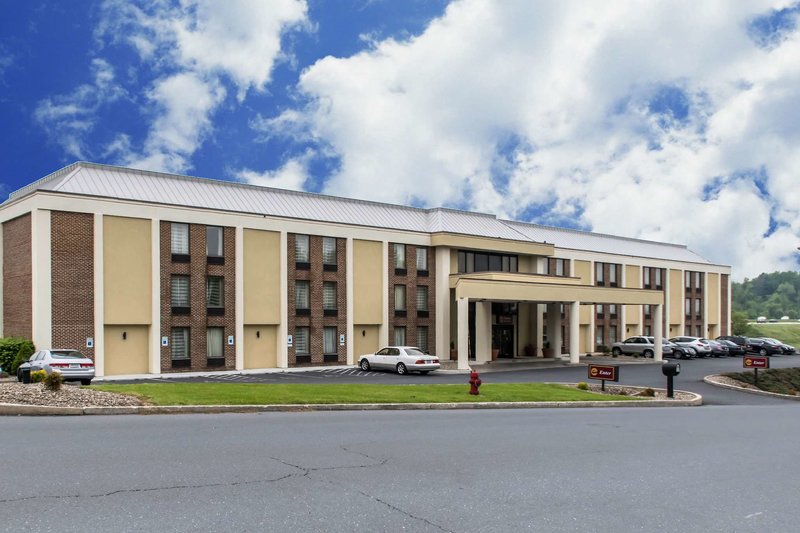 best western harrisburg north hotel