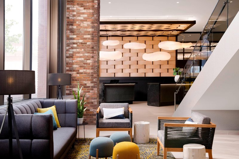 Delta Hotels By Marriott Calgary Downtown,Alberta>>Calgary,3.5 star