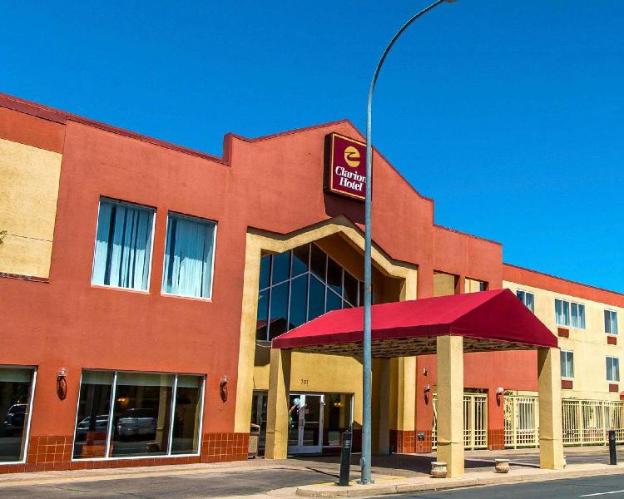 Quality Inn And Conference Center Greeley Downtown,Fort Collins>>Evans,2.5 star