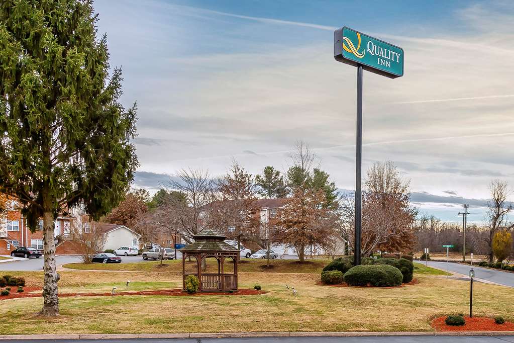 Quality Inn,Culpeper County>>Culpeper,2.5 star