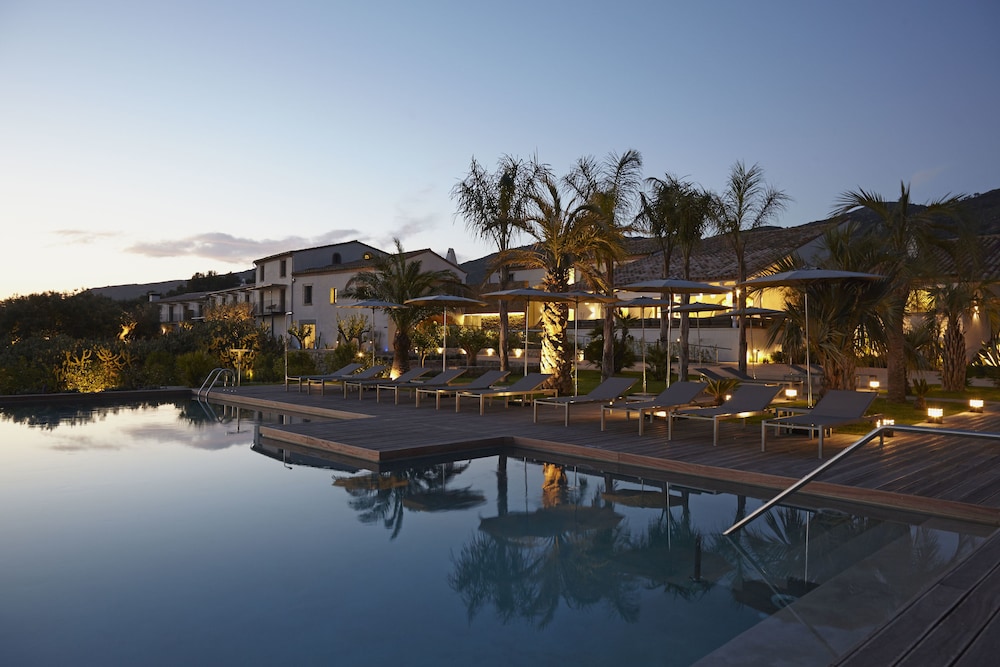 Hotel Mas Lazuli,Figueres>>Empuriabrava,4 star