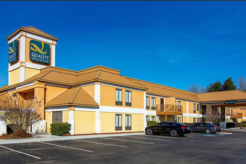 Quality Inn & Suites,Chester County>>Chester,3 star