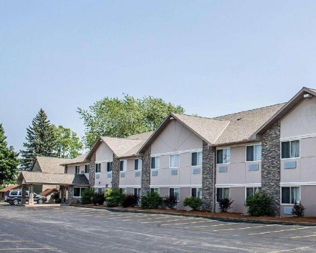 Quality Inn & Suites,Wisconsin>>Sturgeon Bay,2.5 star