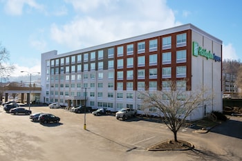 Holiday Inn Express Charleston-Civic Center By Ihg,South Charleston>>Charleston,3 star