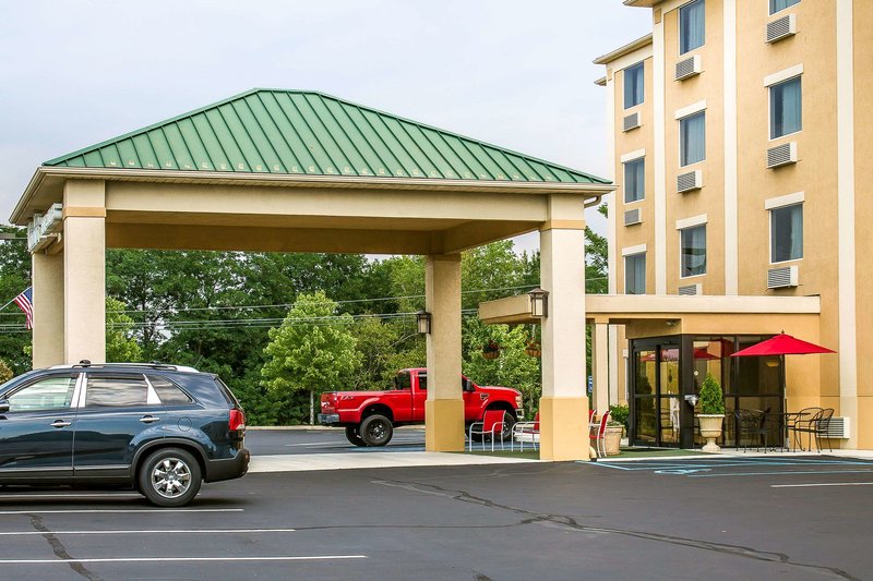 comfort inn and suites wilkes barre arena