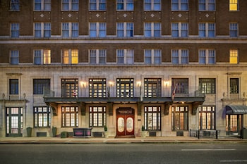 redmont hotel birmingham curio collection by hilton