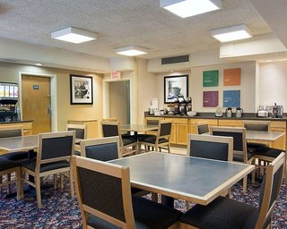 comfort inn chester richmond south