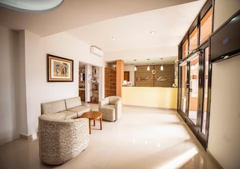 hotel marlon