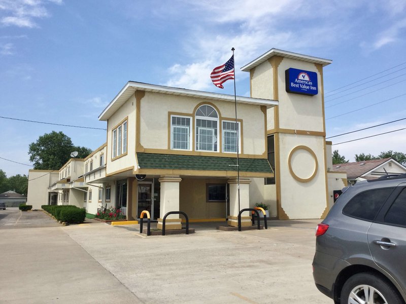 Americas Best Value Inn Macomb,Illinois>>Colchester,2 star