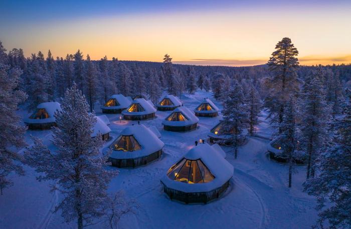 Wilderness Hotel Muotka & Igloos