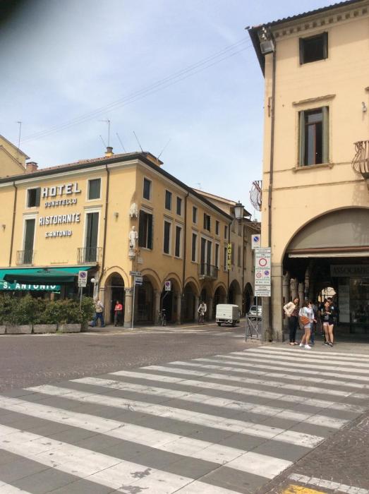 Donatello,Padua>>Noventa Padovana,3 star