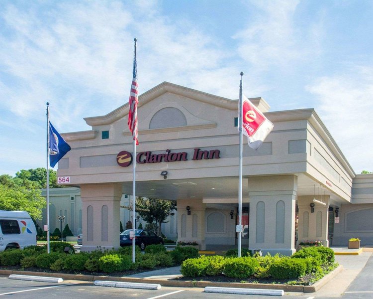 Clarion Inn,In Fredericksburg,2.5 star