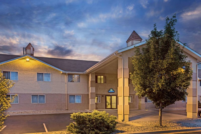 Days Inn By Wyndham Colorado Springs Airport,El Paso County>>Colorado Springs,2 star