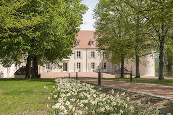 Le Chateau Du Bost,Bellerive-Sur-Allier>>Allier,3 star