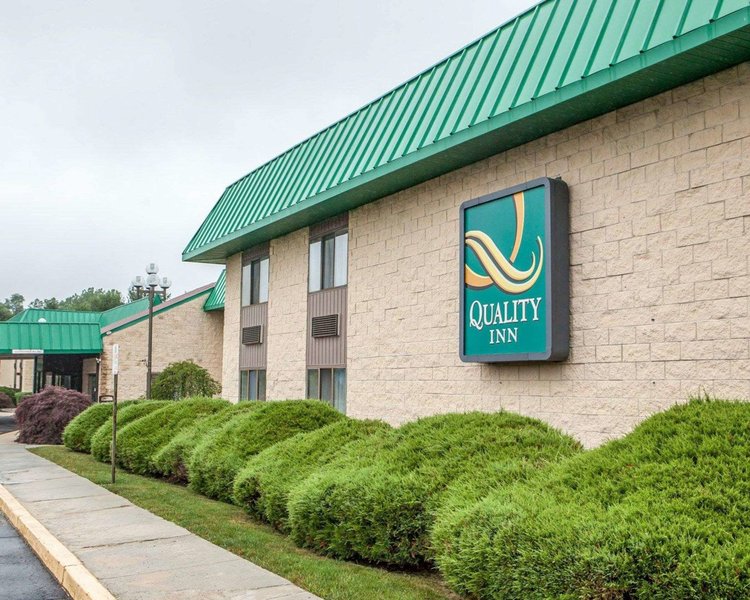 Surestay Plus Hotel By Best Western Mcguire Afb Jackson,Burlington County>>Burlington,3 star