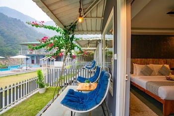 royale rainbow resort