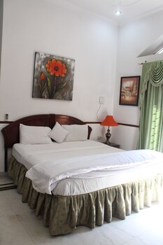 kunjpur guest house