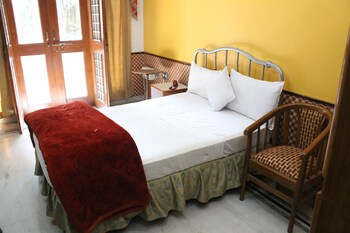 kunjpur guest house
