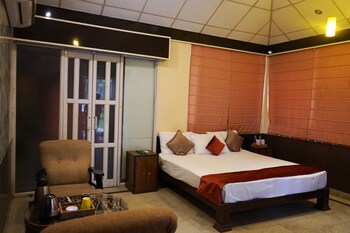 village machaan resort