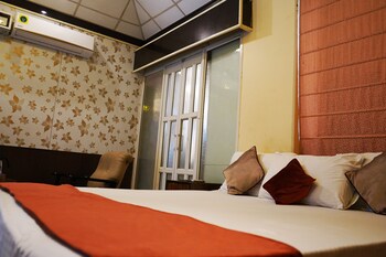 village machaan resort