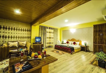 snow flakes resort and spa centrally heated luxury resort
