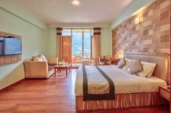 snow flakes resort and spa centrally heated luxury resort