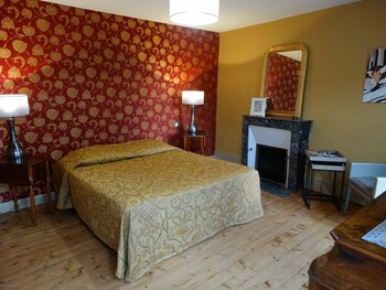 room-image