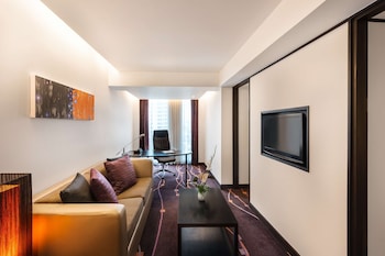 radisson suites bangkok sukhumvit