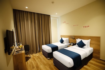 kingsgate canal hotel