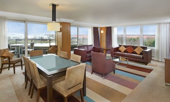 hilton birmingham metropole