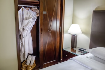 grand excelsior hotel deira