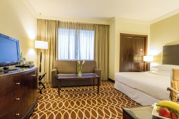 grand excelsior hotel deira