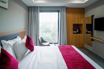 saltstayz basil near golf course road