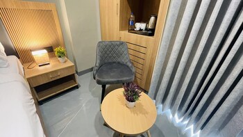 saltstayz basil near golf course road