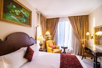 mercure suites dubai barsha heights