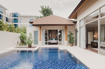 splash beach villa resort