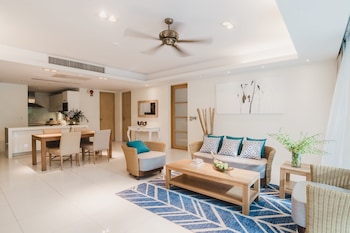 splash beach villa resort