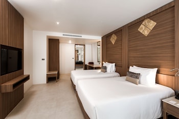 splash beach villa resort