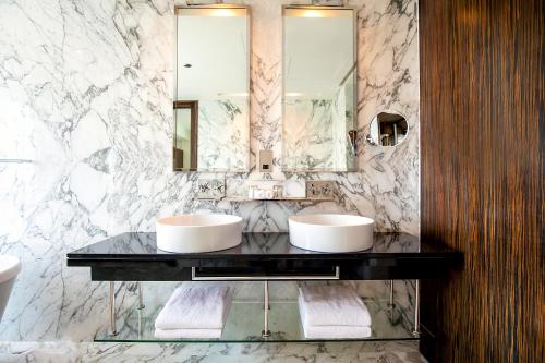 voco bonnington dubai by ihg