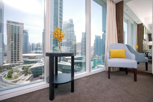 voco bonnington dubai by ihg