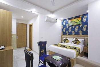 hotel decent suites delhi airport
