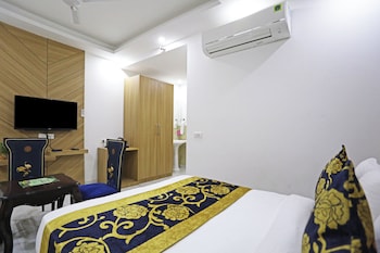 hotel decent suites delhi airport