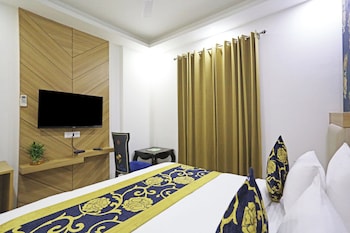 hotel decent suites delhi airport